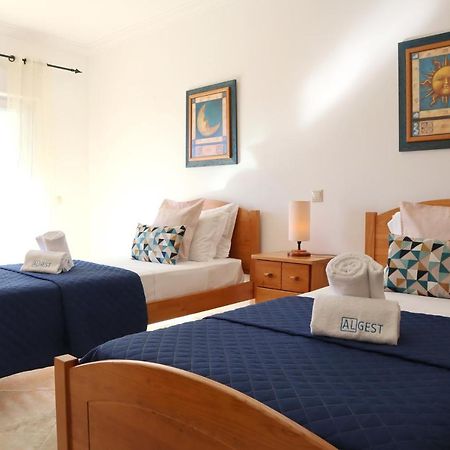 Rocha Beach Flat By Algest ปอร์ติเมา ภายนอก รูปภาพ