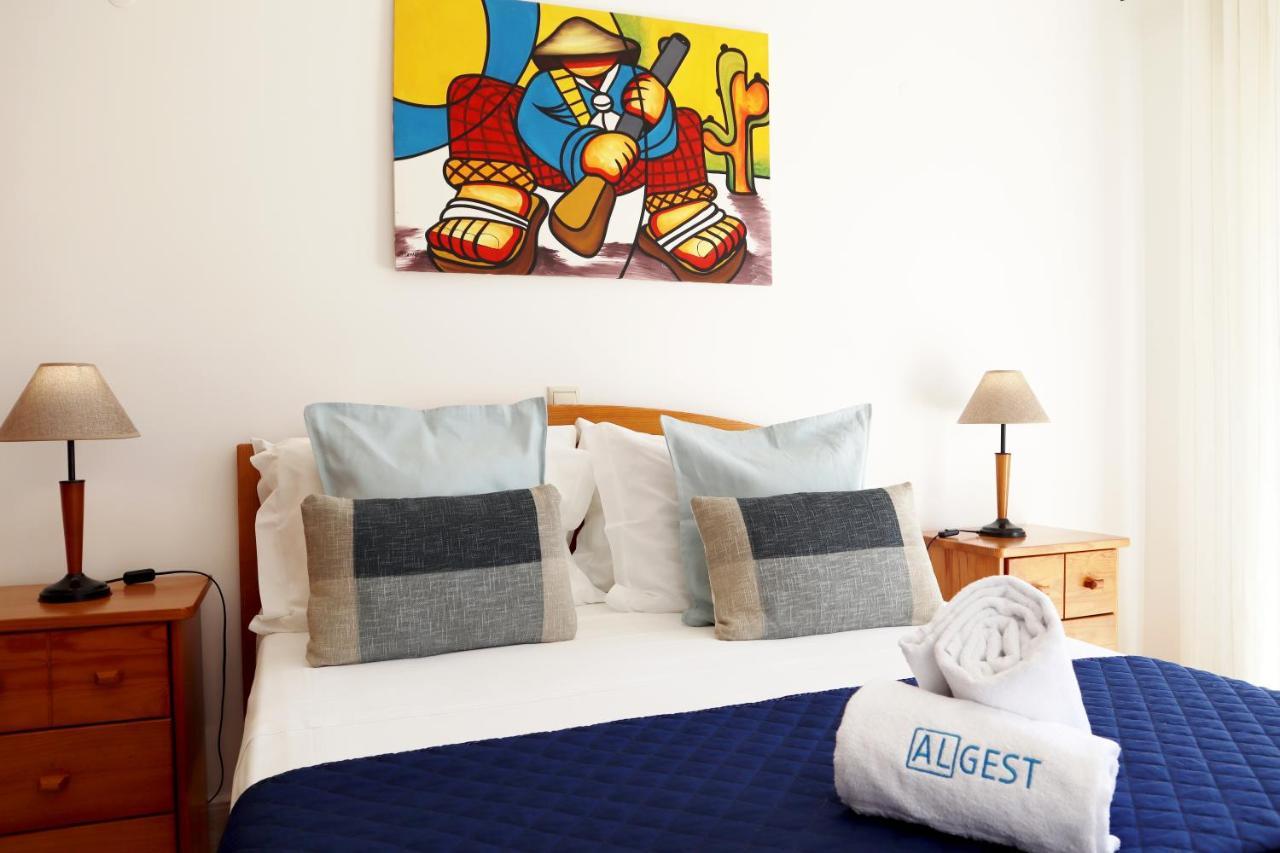 Rocha Beach Flat By Algest ปอร์ติเมา ภายนอก รูปภาพ