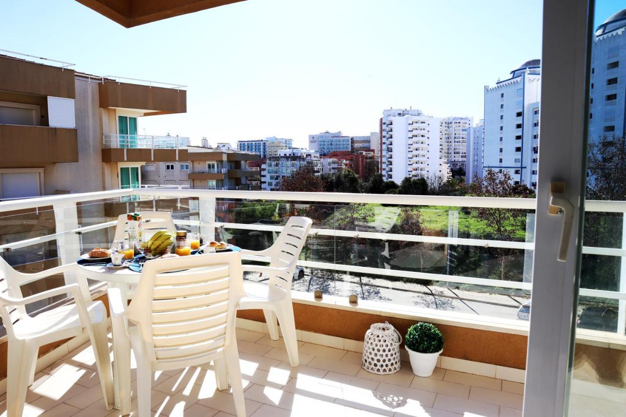 Rocha Beach Flat By Algest ปอร์ติเมา ภายนอก รูปภาพ